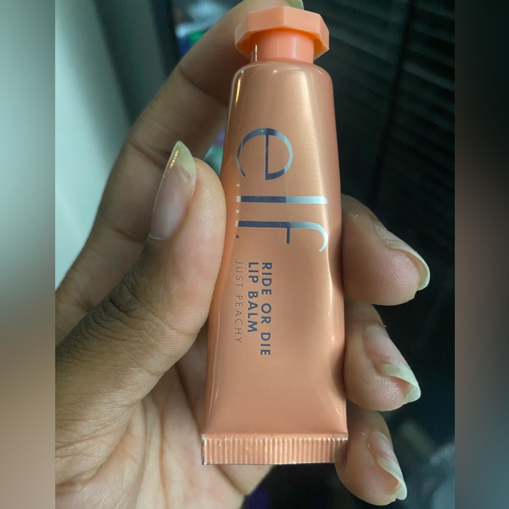 2/10 E.L.F Ride or Die Lip Balm in Just Peachy